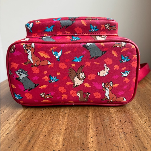 Lounge Fly Mini Backpack - Picture 4 of 4